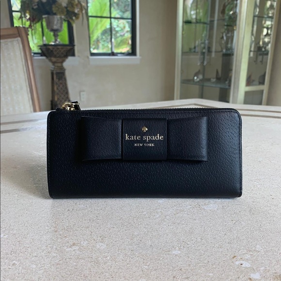 🔥FINAL SALE🔥Kate Spade Wallet - Picture 3 of 7